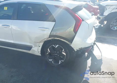 2023 Kia Niro Ev Wave z USA, uszkodzony, nr VIN KNDCT3L15P5016623